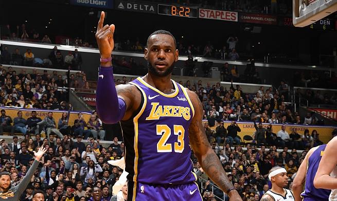 自己的篮球 自己的篮球