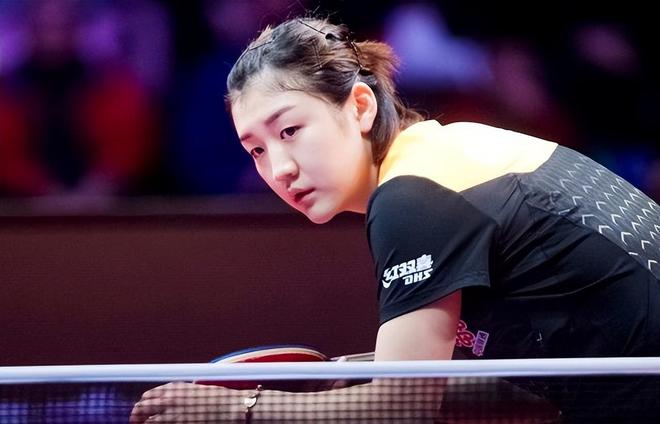 激烈且扣人 激烈且扣人