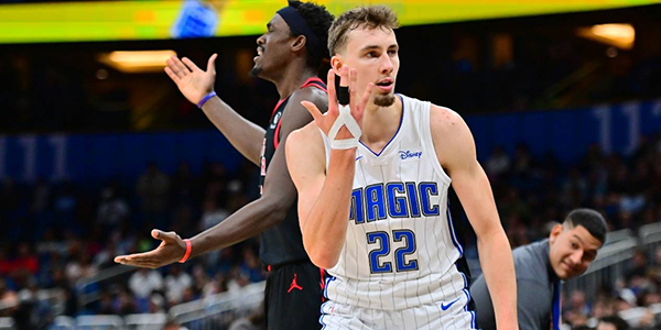 相比之下 相比之下