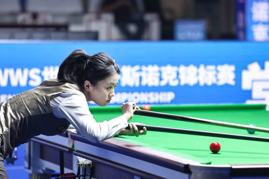 散发着金属 散发着金属