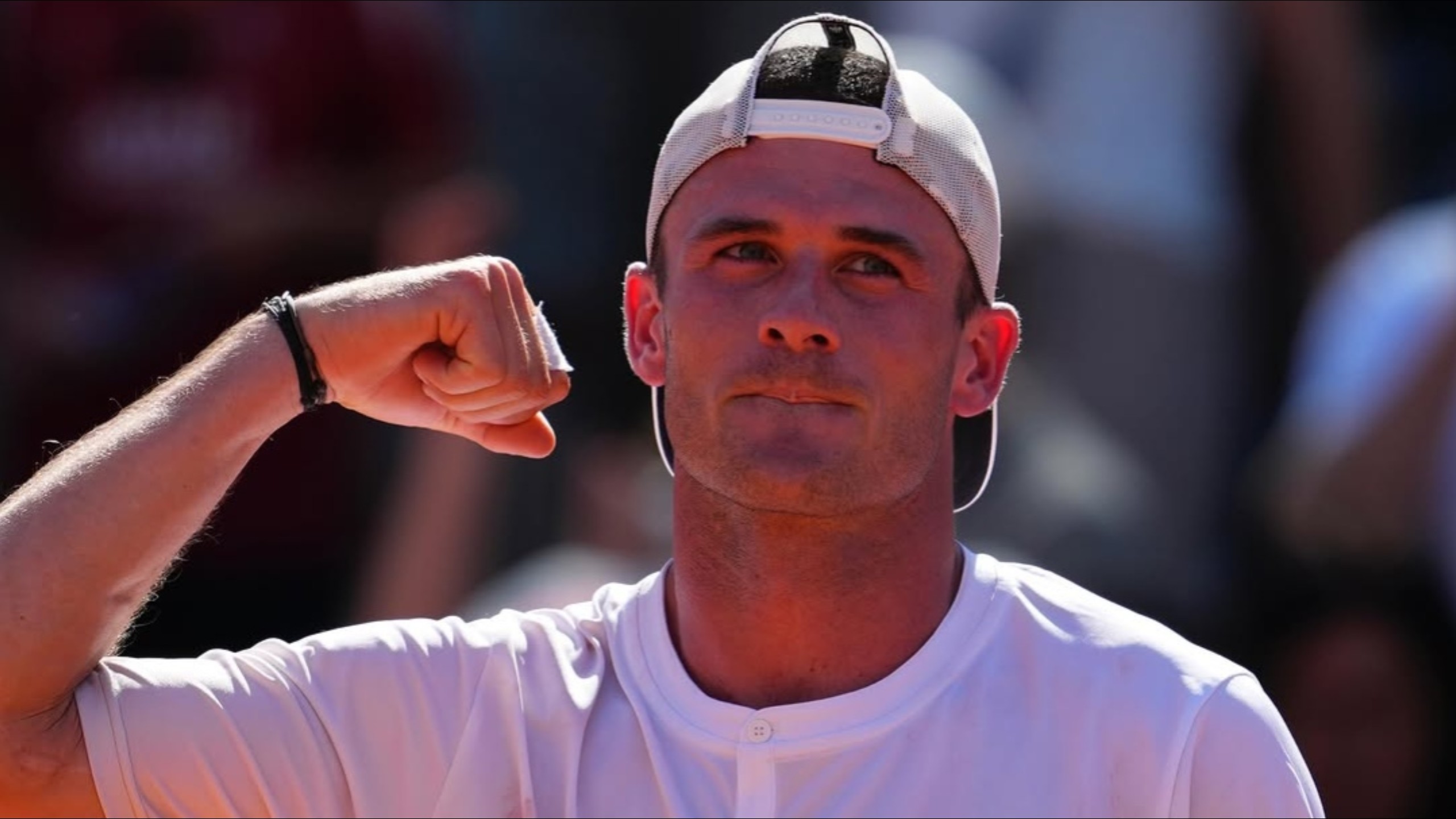 打出接近或 打出接近或